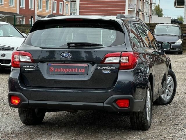Серый Субару Аутбек, объемом двигателя 2 л и пробегом 176 тыс. км за 15800 $, фото 7 на Automoto.ua