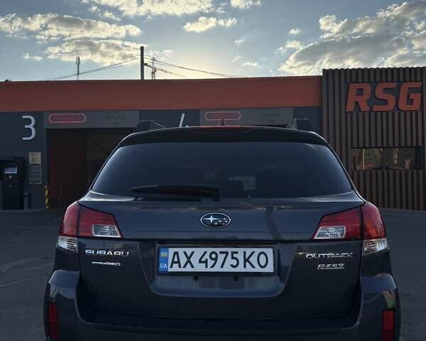 Серый Субару Аутбек, объемом двигателя 2.46 л и пробегом 155 тыс. км за 11750 $, фото 9 на Automoto.ua