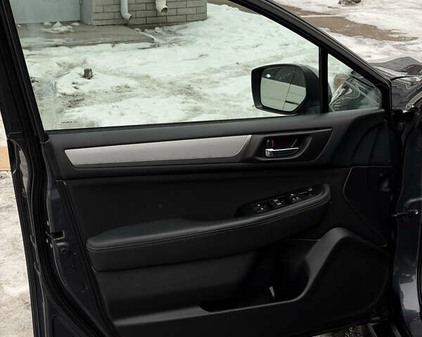 Сірий Субару Аутбек, об'ємом двигуна 2.5 л та пробігом 216 тис. км за 11800 $, фото 25 на Automoto.ua