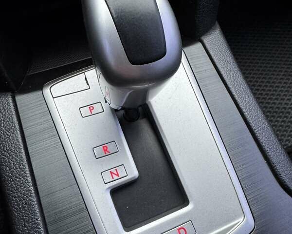 Серый Субару Аутбек, объемом двигателя 2.46 л и пробегом 217 тыс. км за 12600 $, фото 27 на Automoto.ua