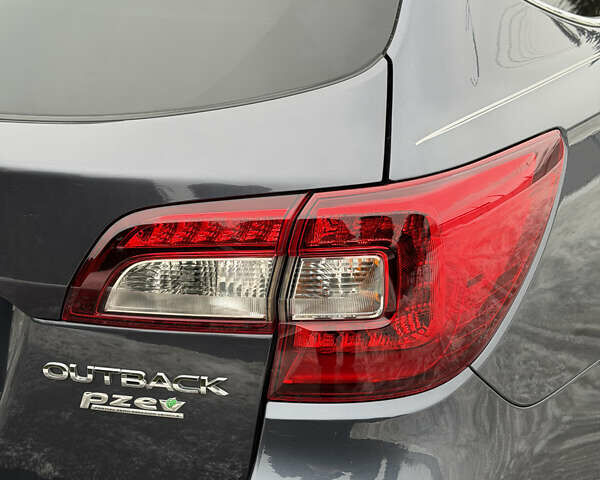 Сірий Субару Аутбек, об'ємом двигуна 2.5 л та пробігом 216 тис. км за 11800 $, фото 16 на Automoto.ua