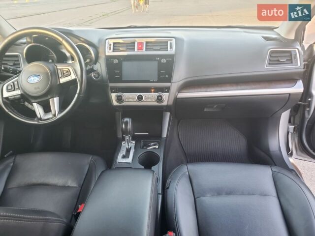Сірий Субару Аутбек, об'ємом двигуна 2.5 л та пробігом 142 тис. км за 15500 $, фото 4 на Automoto.ua