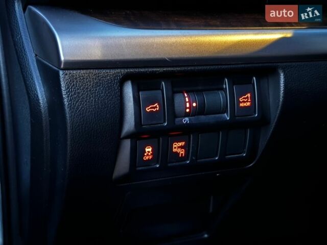 Сірий Субару Аутбек, об'ємом двигуна 2.5 л та пробігом 205 тис. км за 13000 $, фото 12 на Automoto.ua