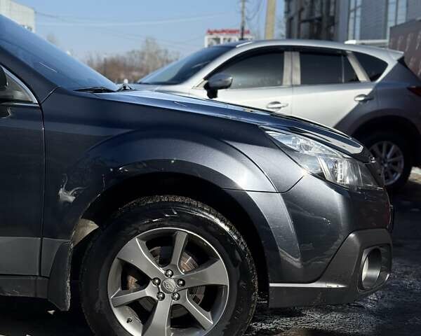 Серый Субару Аутбек, объемом двигателя 2.46 л и пробегом 217 тыс. км за 11500 $, фото 5 на Automoto.ua