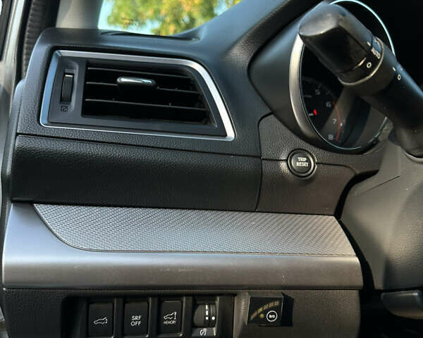 Серый Субару Аутбек, объемом двигателя 2.5 л и пробегом 103 тыс. км за 15300 $, фото 12 на Automoto.ua