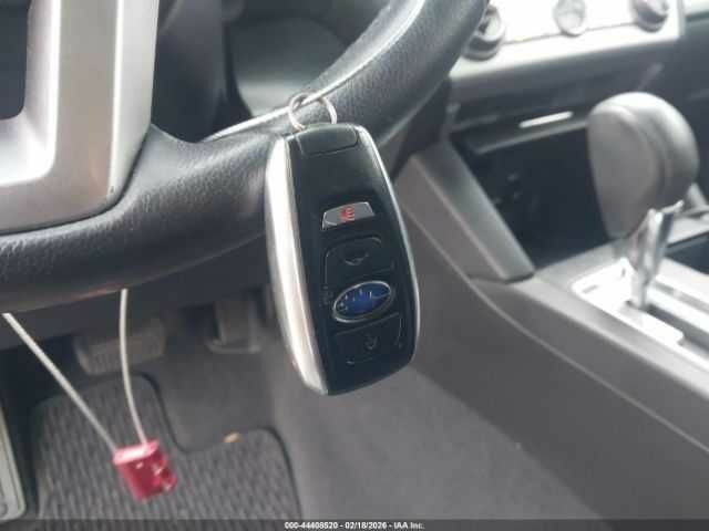 Серый Субару Аутбек, объемом двигателя 2.5 л и пробегом 115 тыс. км за 1800 $, фото 9 на Automoto.ua