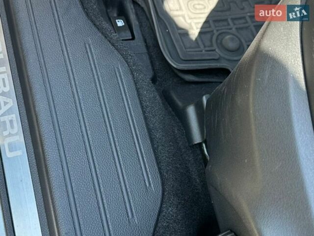 Серый Субару Аутбек, объемом двигателя 2.5 л и пробегом 155 тыс. км за 14900 $, фото 29 на Automoto.ua