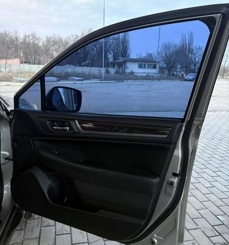 Серый Субару Аутбек, объемом двигателя 2.5 л и пробегом 207 тыс. км за 15700 $, фото 17 на Automoto.ua