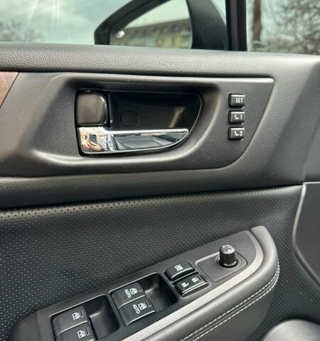 Серый Субару Аутбек, объемом двигателя 3.63 л и пробегом 203 тыс. км за 13500 $, фото 9 на Automoto.ua