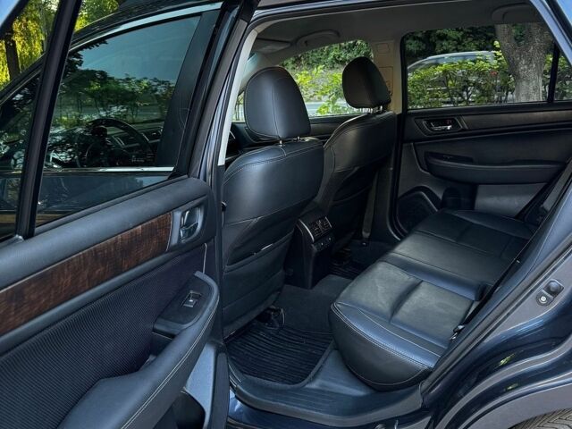 Серый Субару Аутбек, объемом двигателя 2.46 л и пробегом 200 тыс. км за 14000 $, фото 7 на Automoto.ua