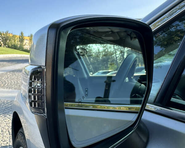 Серый Субару Аутбек, объемом двигателя 2.5 л и пробегом 103 тыс. км за 15300 $, фото 8 на Automoto.ua