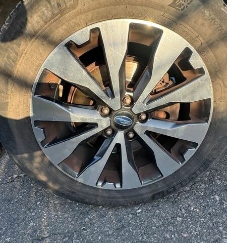 Серый Субару Аутбек, объемом двигателя 2.5 л и пробегом 183 тыс. км за 14500 $, фото 12 на Automoto.ua