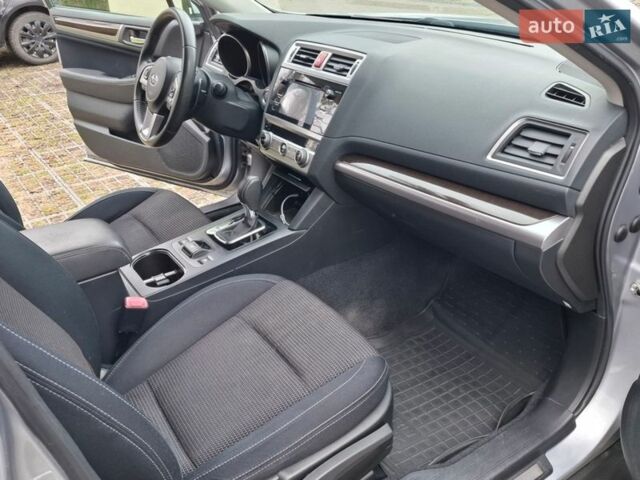Серый Субару Аутбек, объемом двигателя 2.46 л и пробегом 140 тыс. км за 15500 $, фото 21 на Automoto.ua