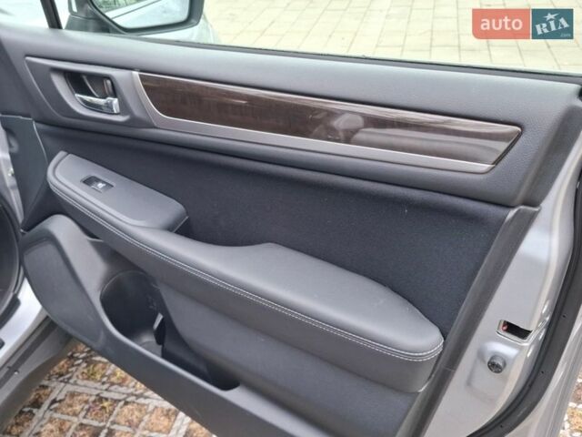 Серый Субару Аутбек, объемом двигателя 2.46 л и пробегом 140 тыс. км за 15500 $, фото 23 на Automoto.ua
