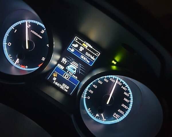 Сірий Субару Аутбек, об'ємом двигуна 2 л та пробігом 176 тис. км за 17900 $, фото 3 на Automoto.ua