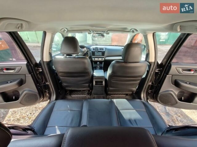 Серый Субару Аутбек, объемом двигателя 2 л и пробегом 201 тыс. км за 13999 $, фото 8 на Automoto.ua