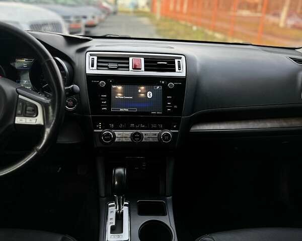 Сірий Субару Аутбек, об'ємом двигуна 2.5 л та пробігом 290 тис. км за 13900 $, фото 7 на Automoto.ua