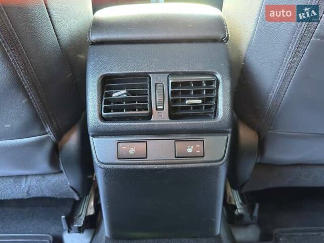 Серый Субару Аутбек, объемом двигателя 2.46 л и пробегом 278 тыс. км за 12400 $, фото 14 на Automoto.ua