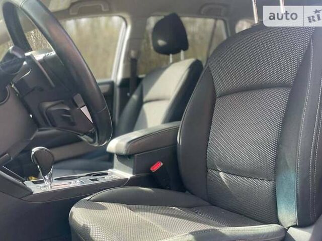 Сірий Субару Аутбек, об'ємом двигуна 2.5 л та пробігом 185 тис. км за 13500 $, фото 9 на Automoto.ua