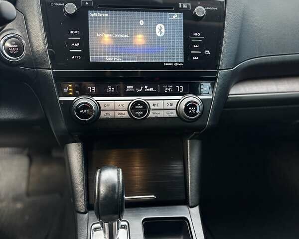 Сірий Субару Аутбек, об'ємом двигуна 2.5 л та пробігом 290 тис. км за 13900 $, фото 12 на Automoto.ua