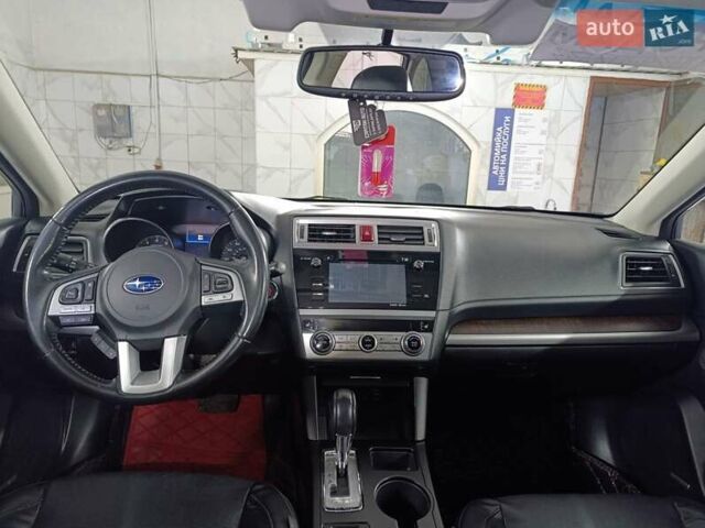 Серый Субару Аутбек, объемом двигателя 2.5 л и пробегом 180 тыс. км за 15000 $, фото 9 на Automoto.ua