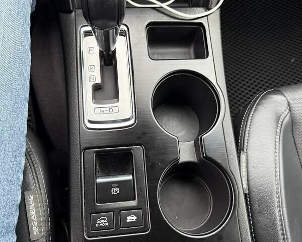 Серый Субару Аутбек, объемом двигателя 2.5 л и пробегом 175 тыс. км за 13500 $, фото 12 на Automoto.ua