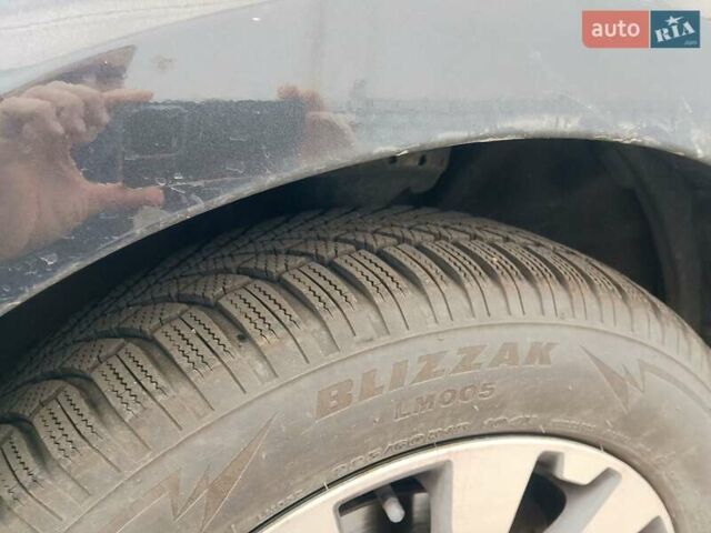 Сірий Субару Аутбек, об'ємом двигуна 2.5 л та пробігом 190 тис. км за 15700 $, фото 5 на Automoto.ua