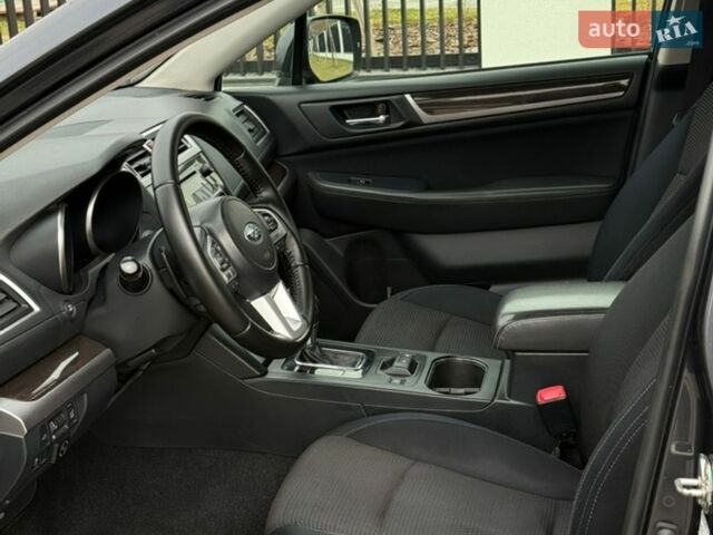 Серый Субару Аутбек, объемом двигателя 2.5 л и пробегом 155 тыс. км за 14500 $, фото 17 на Automoto.ua
