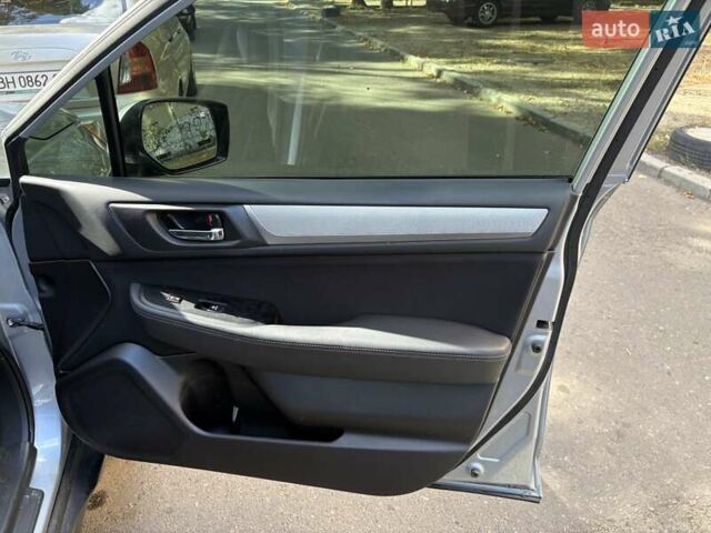 Сірий Субару Аутбек, об'ємом двигуна 2.46 л та пробігом 141 тис. км за 14800 $, фото 15 на Automoto.ua