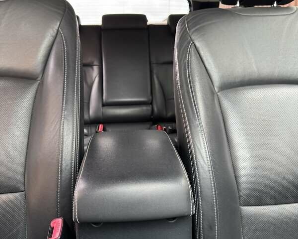 Серый Субару Аутбек, объемом двигателя 2.5 л и пробегом 152 тыс. км за 17000 $, фото 9 на Automoto.ua