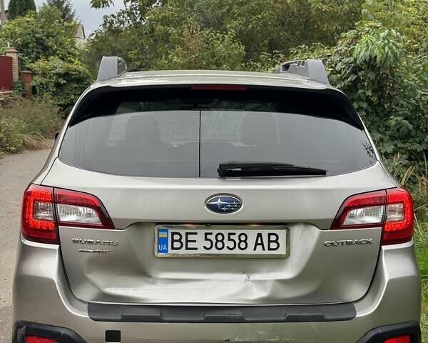 Серый Субару Аутбек, объемом двигателя 2.5 л и пробегом 152 тыс. км за 17000 $, фото 4 на Automoto.ua
