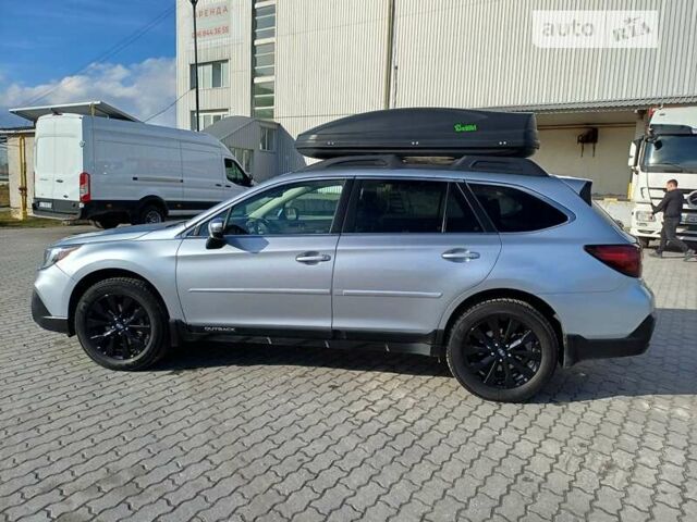 Сірий Субару Аутбек, об'ємом двигуна 3.6 л та пробігом 112 тис. км за 15500 $, фото 1 на Automoto.ua