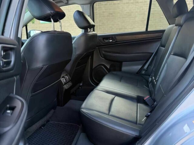 Сірий Субару Аутбек, об'ємом двигуна 2.5 л та пробігом 71 тис. км за 4200 $, фото 13 на Automoto.ua