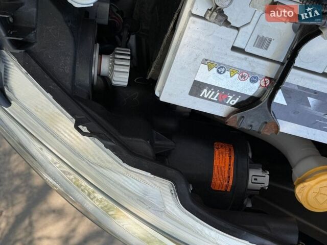 Серый Субару Аутбек, объемом двигателя 2.5 л и пробегом 97 тыс. км за 16900 $, фото 19 на Automoto.ua