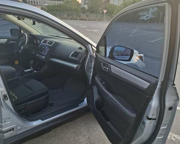Сірий Субару Аутбек, об'ємом двигуна 2.5 л та пробігом 158 тис. км за 14200 $, фото 10 на Automoto.ua