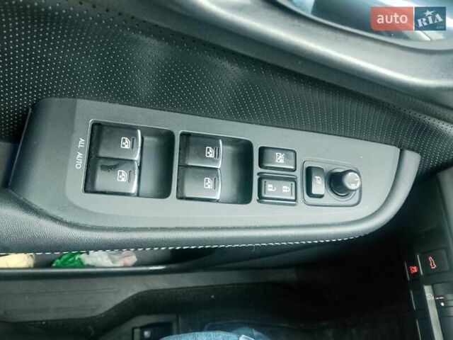 Сірий Субару Аутбек, об'ємом двигуна 2.5 л та пробігом 190 тис. км за 15700 $, фото 7 на Automoto.ua