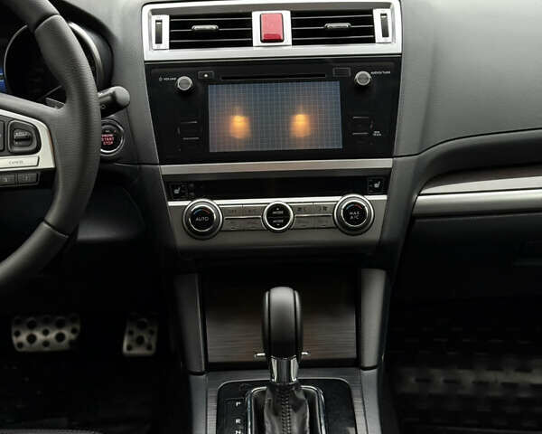 Серый Субару Аутбек, объемом двигателя 2.5 л и пробегом 170 тыс. км за 14800 $, фото 14 на Automoto.ua