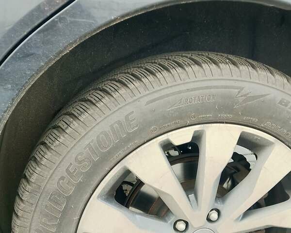 Сірий Субару Аутбек, об'ємом двигуна 2.5 л та пробігом 190 тис. км за 15700 $, фото 4 на Automoto.ua