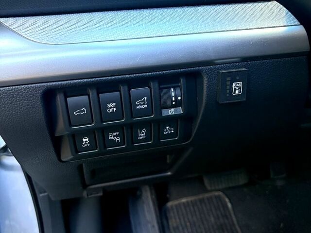 Сірий Субару Аутбек, об'ємом двигуна 2.5 л та пробігом 141 тис. км за 14800 $, фото 6 на Automoto.ua