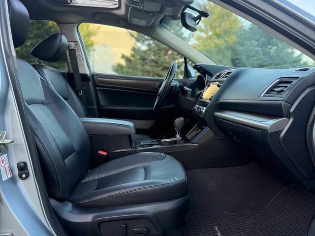 Сірий Субару Аутбек, об'ємом двигуна 2.5 л та пробігом 71 тис. км за 4200 $, фото 8 на Automoto.ua