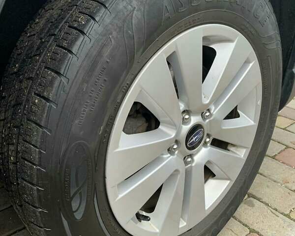 Сірий Субару Аутбек, об'ємом двигуна 2.5 л та пробігом 113 тис. км за 15800 $, фото 10 на Automoto.ua