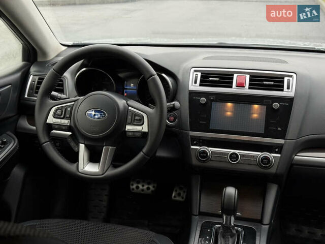 Серый Субару Аутбек, объемом двигателя 2.5 л и пробегом 170 тыс. км за 14800 $, фото 12 на Automoto.ua