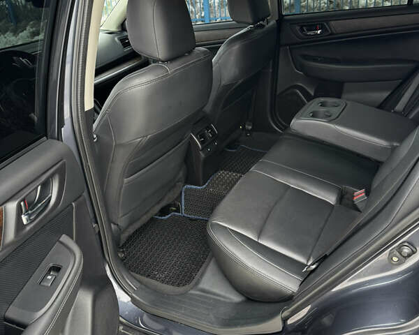 Сірий Субару Аутбек, об'ємом двигуна 2.46 л та пробігом 151 тис. км за 15500 $, фото 11 на Automoto.ua