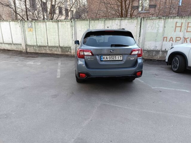Сірий Субару Аутбек, об'ємом двигуна 2 л та пробігом 152 тис. км за 11500 $, фото 1 на Automoto.ua