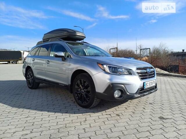 Сірий Субару Аутбек, об'ємом двигуна 3.6 л та пробігом 112 тис. км за 15500 $, фото 3 на Automoto.ua