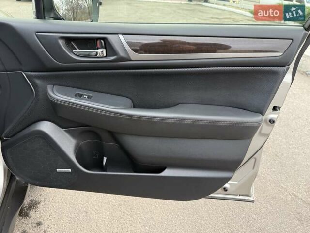 Сірий Субару Аутбек, об'ємом двигуна 2.5 л та пробігом 237 тис. км за 16500 $, фото 21 на Automoto.ua