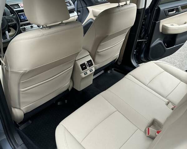 Серый Субару Аутбек, объемом двигателя 2.5 л и пробегом 119 тыс. км за 19800 $, фото 54 на Automoto.ua