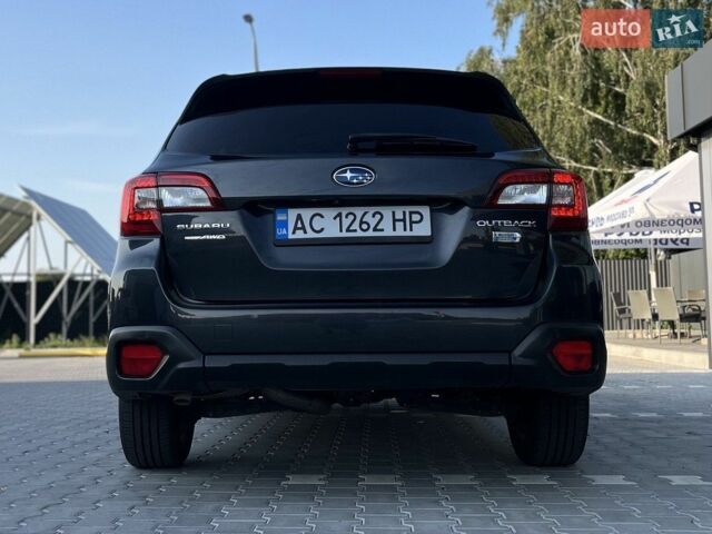 Серый Субару Аутбек, объемом двигателя 2 л и пробегом 170 тыс. км за 15500 $, фото 3 на Automoto.ua