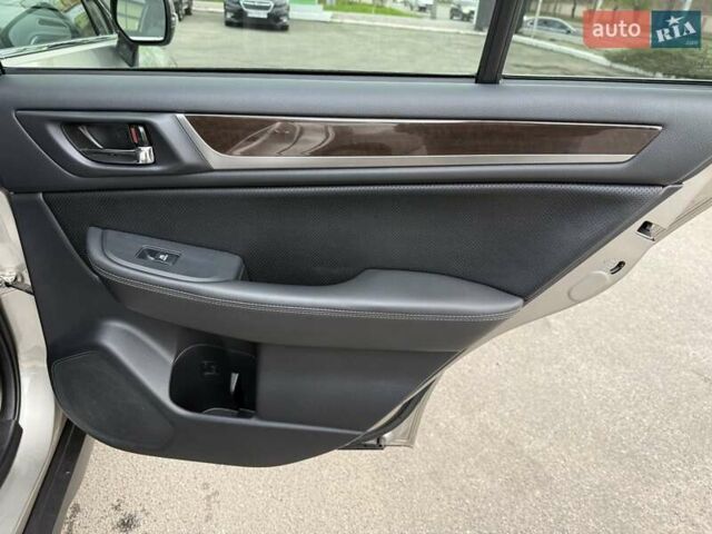 Сірий Субару Аутбек, об'ємом двигуна 2.5 л та пробігом 237 тис. км за 16500 $, фото 19 на Automoto.ua