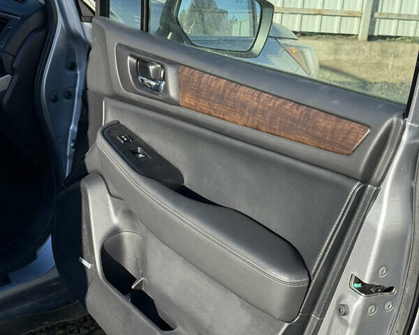 Серый Субару Аутбек, объемом двигателя 2.5 л и пробегом 103 тыс. км за 18000 $, фото 19 на Automoto.ua